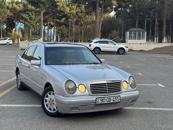 Mercedes E 230 1996, 323,000 km - 2.3 l - Sumqayıt