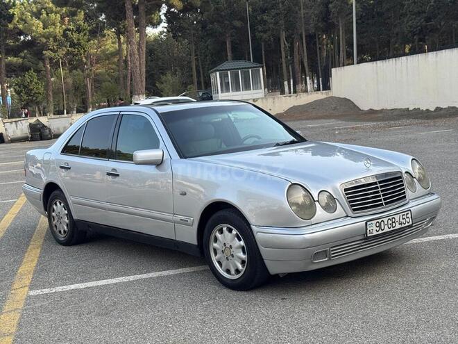 Mercedes E 230 1996, 323,000 km - 2.3 l - Sumqayıt