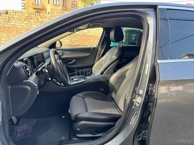 Mercedes E 200 2017, 260,000 km - 2.0 l - Bakı