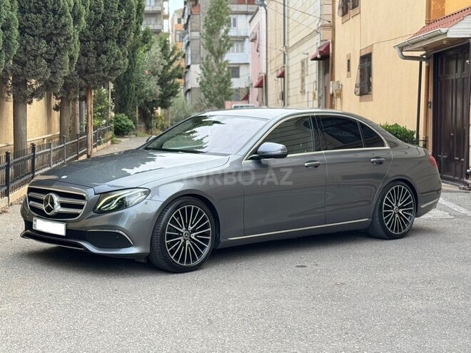 Mercedes E 200 2017, 260,000 km - 2.0 l - Bakı