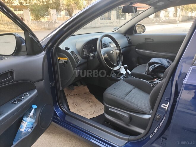 Hyundai i30 2009, 266,000 km - 1.4 l - Bakı