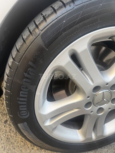 Mercedes E 350 2004, 227,000 km - 3.5 l - Bakı