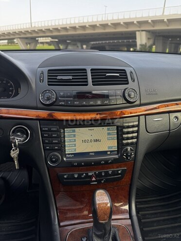 Mercedes E 350 2004, 227,000 km - 3.5 l - Bakı