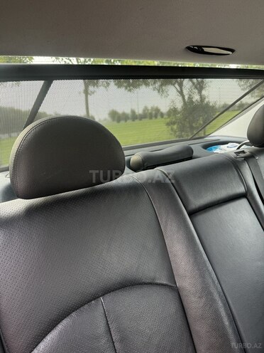 Mercedes E 350 2004, 227,000 km - 3.5 l - Bakı