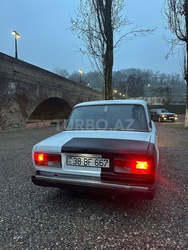LADA (VAZ) 2107 2004, 48,859 km - 1.6 l - Quba