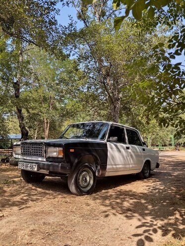 LADA (VAZ) 2107 2004, 48,859 km - 1.6 l - Quba