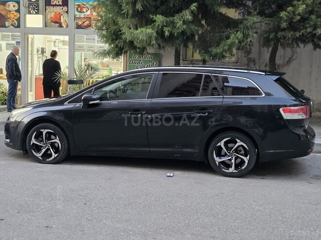 Toyota Avensis 2010, 269,000 km - 2.0 л - Bakı
