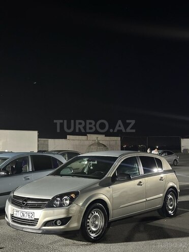 Opel Astra 2009, 265,000 km - 1.3 l - Bakı