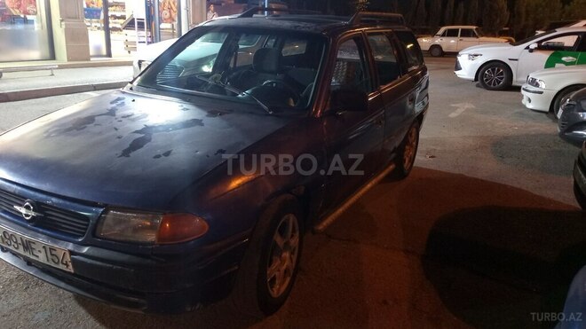 Opel Astra 1995, 300,000 km - 1.8 l - Bakı
