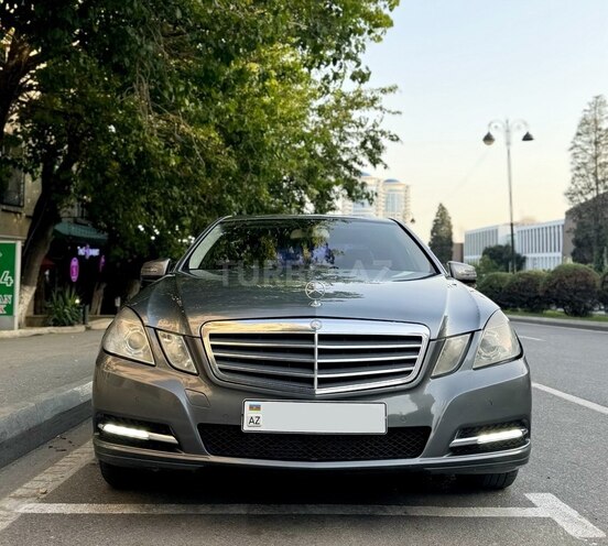 Mercedes E 220 2012, 370,000 km - 2.1 l - Bakı