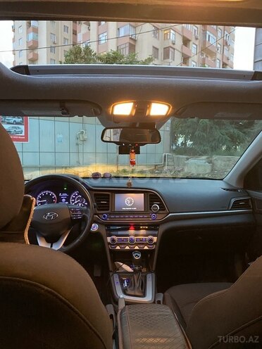 Hyundai Elantra 2019, 193,282 km - 2.0 l - Bakı