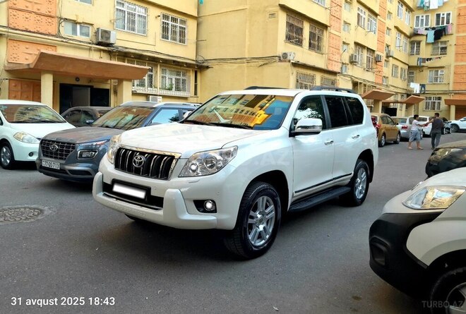 Toyota Land Cruiser Prado 2011, 122,984 km - 2.7 l - Bakı