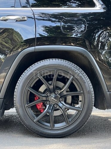 Jeep Grand Cherokee 2018, 185,217 km - 3.6 l - Bakı