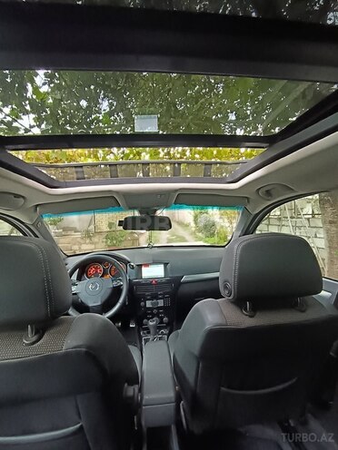 Opel Astra 2009, 189,635 km - 1.6 l - Qazax