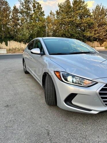 Hyundai Elantra 2018, 176,198 km - 2.0 л - Bakı