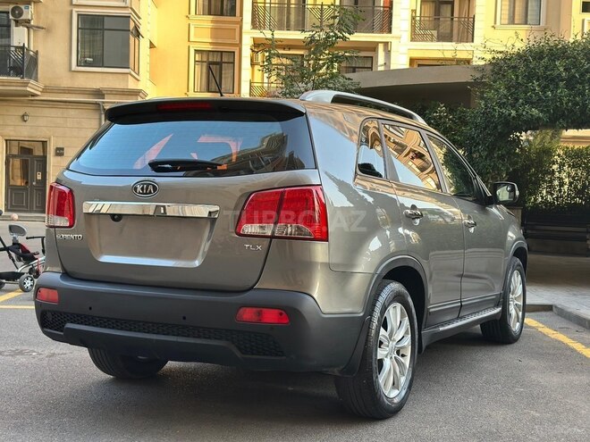 Kia Sorento 2010, 214,000 km - 2.0 l - Bakı