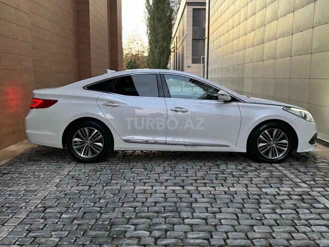 Hyundai Grandeur 2015, 181,000 km - 2.2 л - Bakı