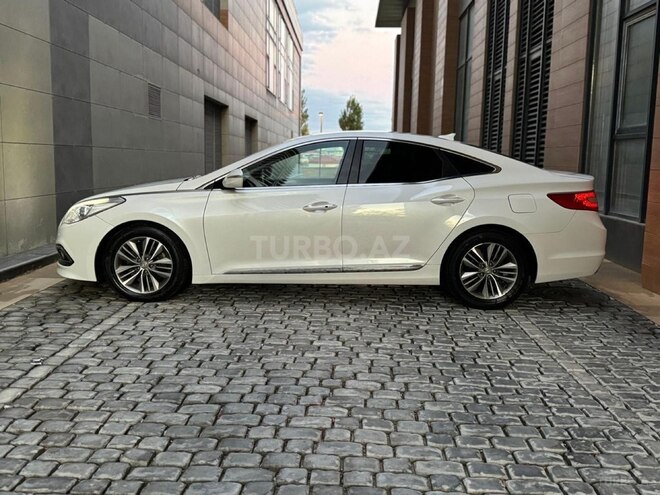 Hyundai Grandeur 2015, 181,000 km - 2.2 л - Bakı