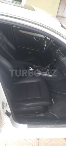Mercedes E 200 2011, 241,348 km - 2.1 l - Bərdə