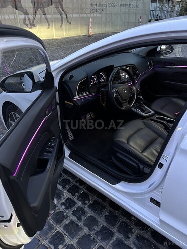 Hyundai Avante 2016, 160,000 km - 1.6 l - Bakı