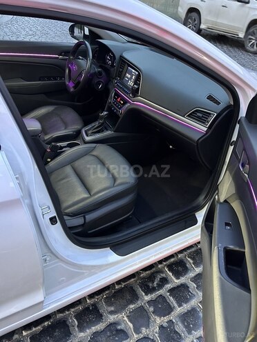 Hyundai Avante 2016, 160,000 km - 1.6 l - Bakı