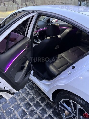 Hyundai Avante 2016, 160,000 km - 1.6 l - Bakı