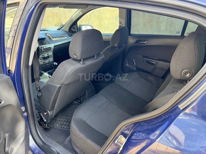 Opel Astra 2006, 300,000 km - 1.4 l - Gəncə