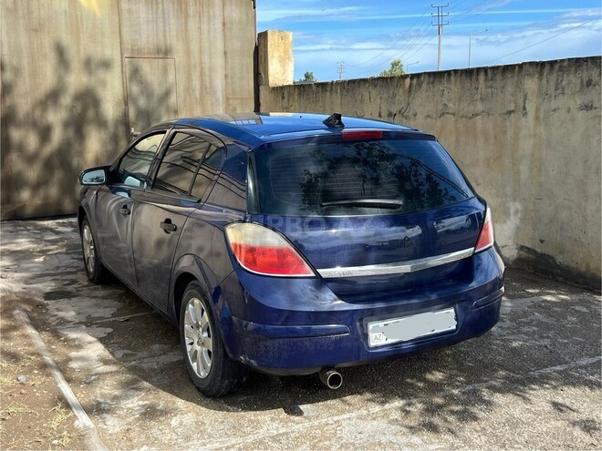 Opel Astra 2006, 300,000 km - 1.4 l - Gəncə