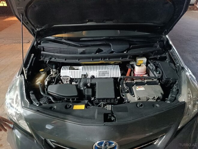 Toyota Prius V 2012, 305,888 km - 1.8 л - Bakı