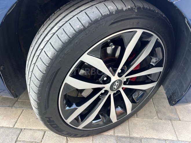 Hyundai Elantra 2015, 178,282 km - 1.8 l - Xırdalan