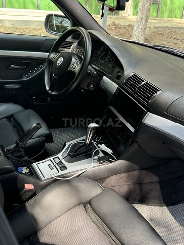 BMW 525 2002, 260,000 km - 2.5 l - Bakı