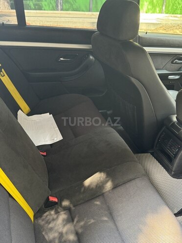BMW 525 2002, 260,000 km - 2.5 l - Bakı