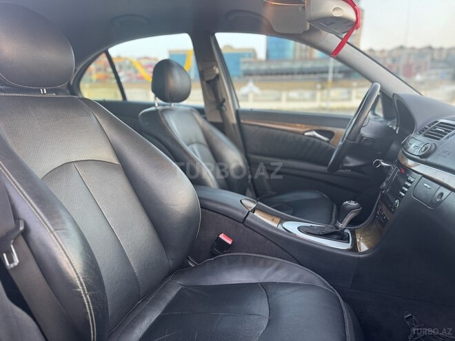Mercedes E 200 2005, 277,000 km - 1.8 l - Bakı