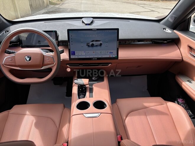 Changan  2025, 300 km - 1.5 l - Bakı