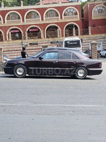 Mercedes E 320 2001, 490,000 km - 3.2 l - Bakı