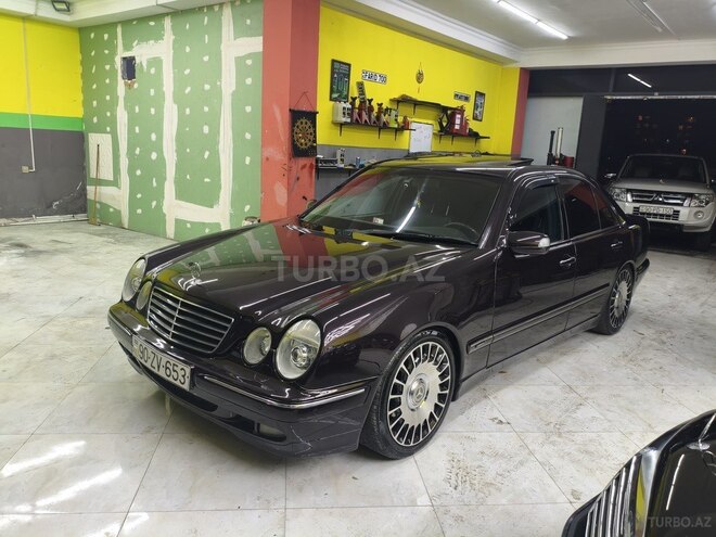 Mercedes E 320 2001, 490,000 km - 3.2 l - Bakı