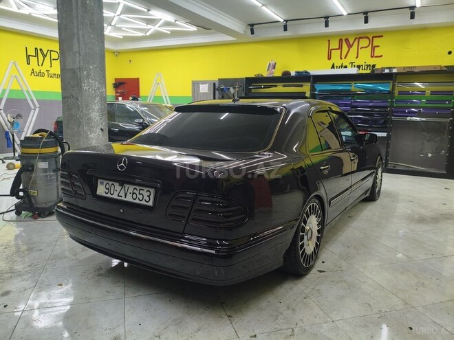 Mercedes E 320 2001, 490,000 km - 3.2 l - Bakı