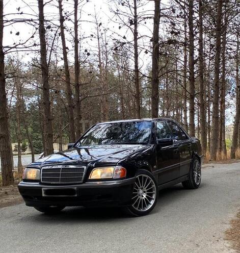 Mercedes C 180 1999, 234,570 km - 1.8 l - Bakı