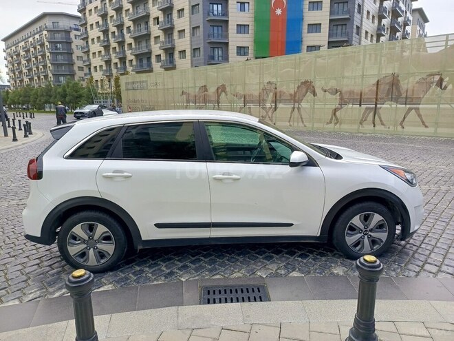 Kia Niro 2019, 352,446 km - 1.6 l - Bakı