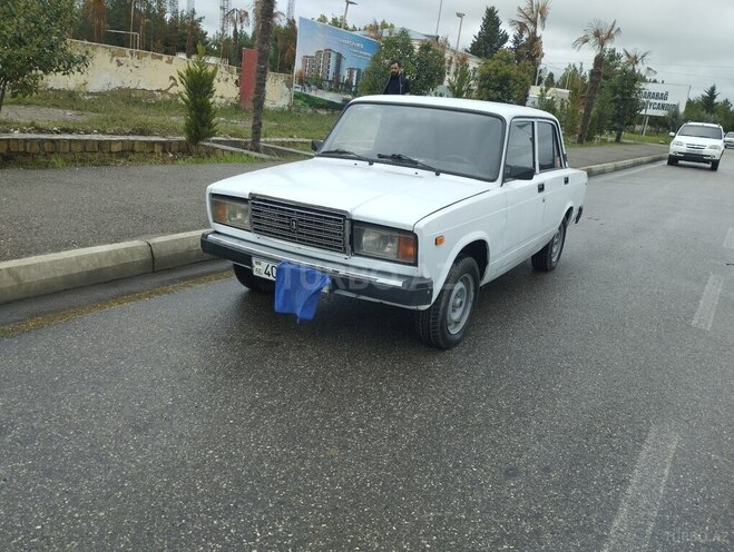 LADA (VAZ) 2107 2005, 86,000 km - 1.6 l - Quba