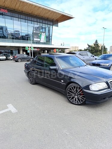 Mercedes C 240 1999, 258,000 km - 2.4 l - Bakı