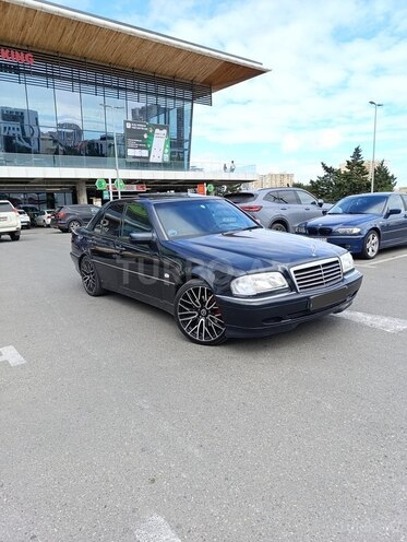 Mercedes C 240 1999, 258,000 km - 2.4 l - Bakı
