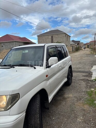 Mitsubishi Pajero io 1999, 220,000 km - 1.8 l - Bakı