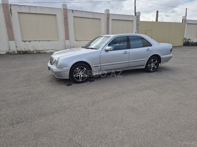 Mercedes E 270 2000, 425,000 km - 2.7 l - Sumqayıt