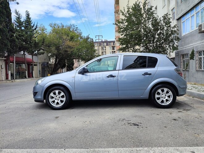 Opel Astra 2009, 196,803 km - 1.4 l - Bakı