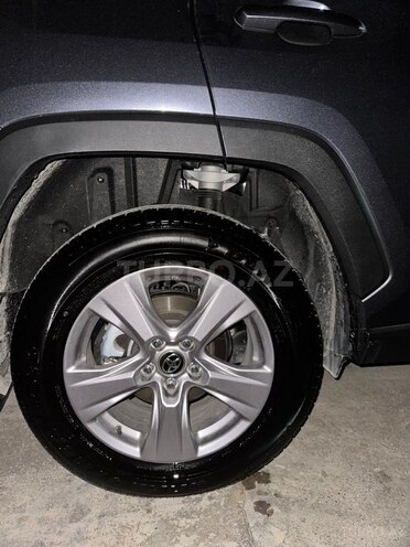 Toyota RAV4 2024, 27,000 km - 2.5 л - Bakı