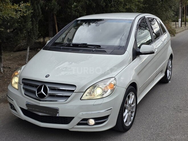 Mercedes B 180 2011, 140,000 km - 1.7 l - Sumqayıt