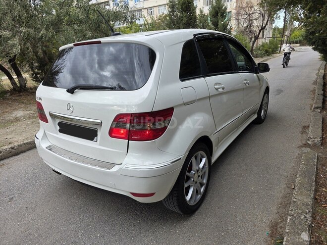 Mercedes B 180 2011, 140,000 km - 1.7 l - Sumqayıt