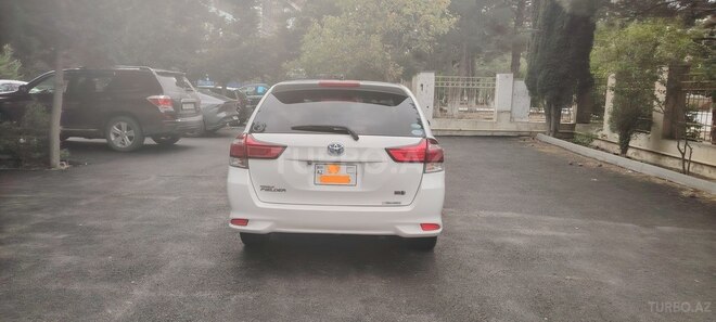 Toyota Corolla Fielder 2019, 154,000 km - 1.5 л - Bakı