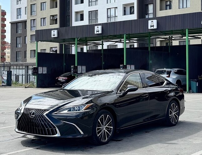Lexus ES 300h 2023, 70,000 km - 2.5 l - Bakı